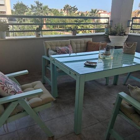 Se Alquila Habitacion Muy Luminosa Con Bano Privado En Apartamento Compartido Rincón de la Victoria Exterior foto